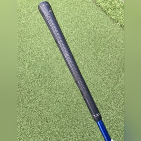 King Cobra Speed LD Offset 5000 Inertia Driver M/10.5° Graphite Regular Flex - Picture 11 of 12